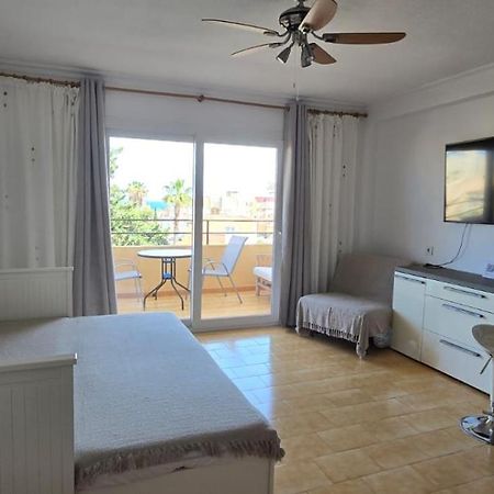 Estudio En Torrevieja A 700 M Del Mar المظهر الخارجي الصورة